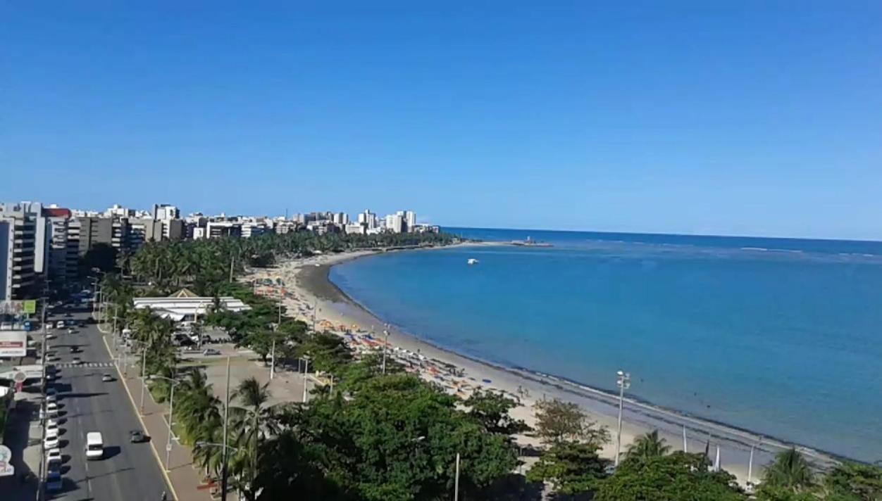 Na Beira Mar De Pajucara - Edificio Neo 2 - Apartamento Com 02 Quartos - Tem Varanda- Vista Lateral Do Mar - Avenida Doutor Antonio Gouveia 1081- Consumo Eletrico E Pago No Ckeck-Out 1Kwh E 1,35 Reias Maceio  Bagian luar foto