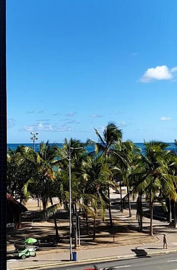 Na Beira Mar De Pajucara - Edificio Neo 2 - Apartamento Com 02 Quartos - Tem Varanda- Vista Lateral Do Mar - Avenida Doutor Antonio Gouveia 1081- Consumo Eletrico E Pago No Ckeck-Out 1Kwh E 1,35 Reias Maceio  Bagian luar foto