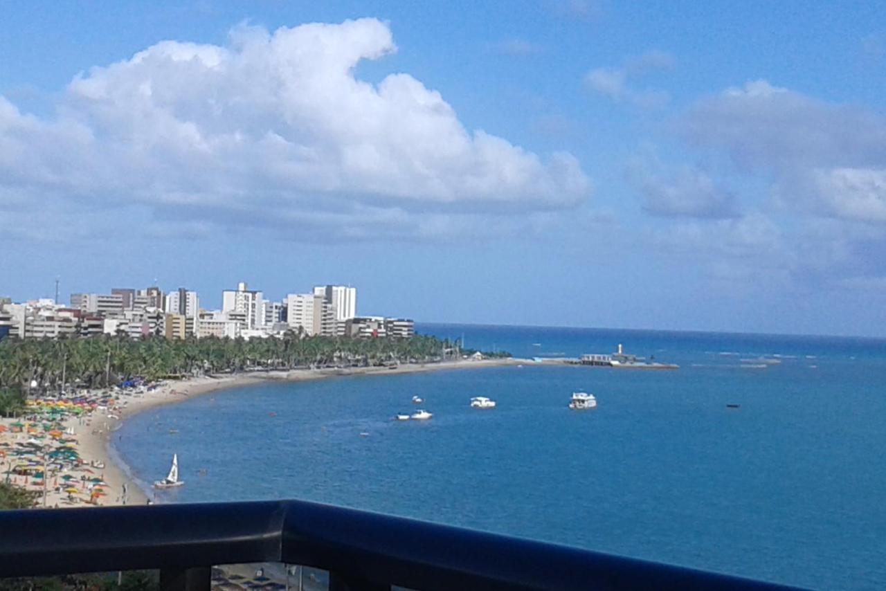 Na Beira Mar De Pajucara - Edificio Neo 2 - Apartamento Com 02 Quartos - Tem Varanda- Vista Lateral Do Mar - Avenida Doutor Antonio Gouveia 1081- Consumo Eletrico E Pago No Ckeck-Out 1Kwh E 1,35 Reias Maceio  Bagian luar foto