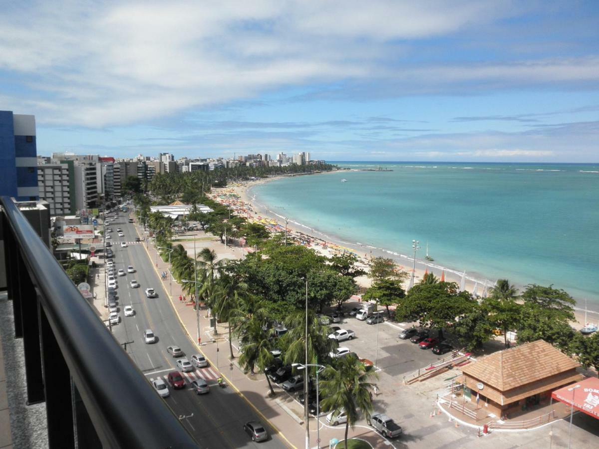 Na Beira Mar De Pajucara - Edificio Neo 2 - Apartamento Com 02 Quartos - Tem Varanda- Vista Lateral Do Mar - Avenida Doutor Antonio Gouveia 1081- Consumo Eletrico E Pago No Ckeck-Out 1Kwh E 1,35 Reias Maceio  Bagian luar foto