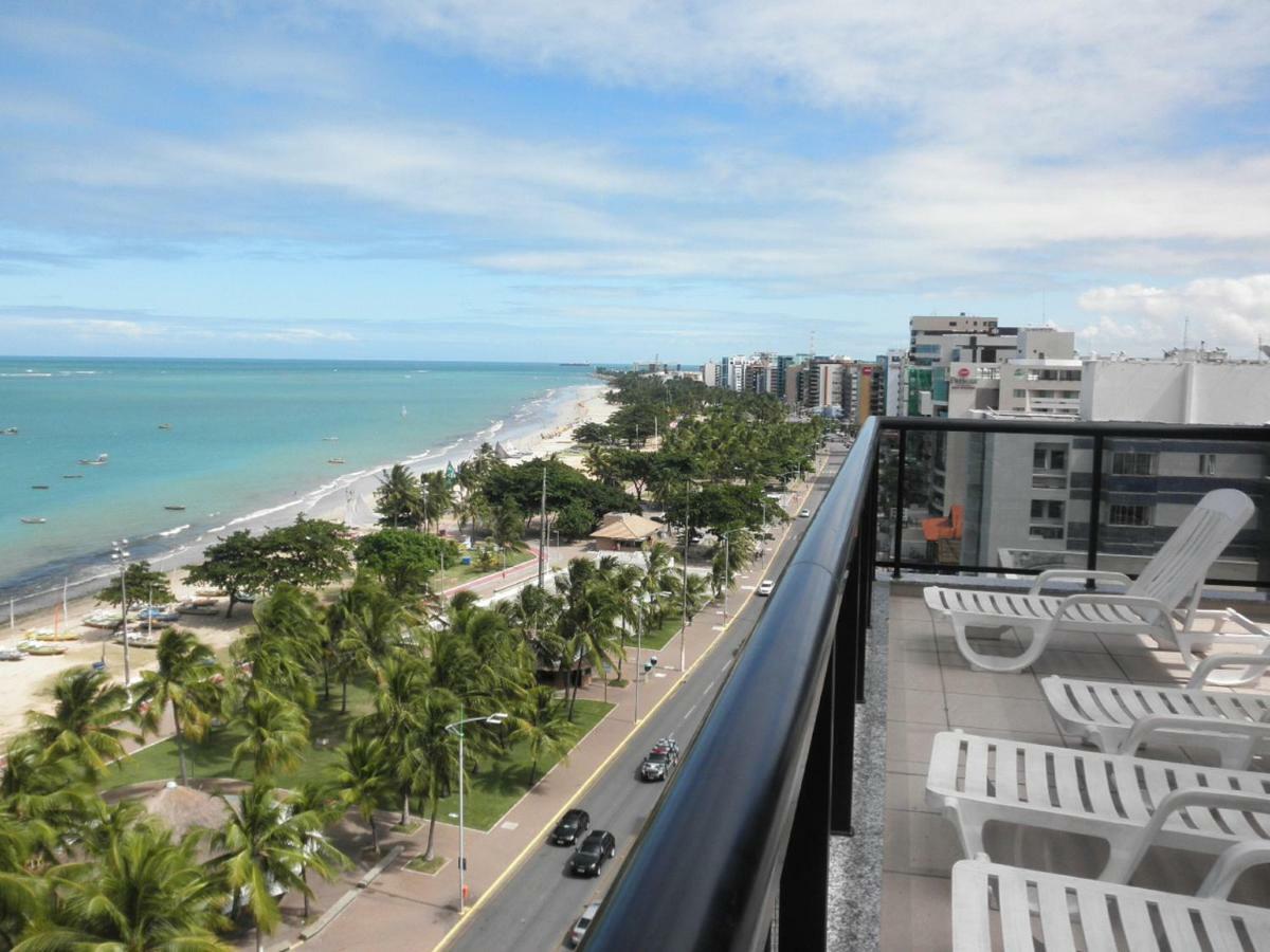 Na Beira Mar De Pajucara - Edificio Neo 2 - Apartamento Com 02 Quartos - Tem Varanda- Vista Lateral Do Mar - Avenida Doutor Antonio Gouveia 1081- Consumo Eletrico E Pago No Ckeck-Out 1Kwh E 1,35 Reias Maceio  Bagian luar foto